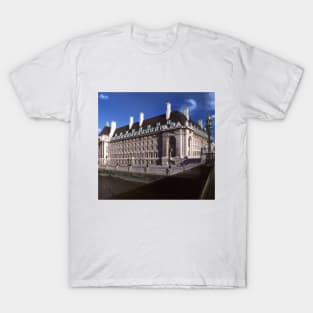 County Hall, London T-Shirt